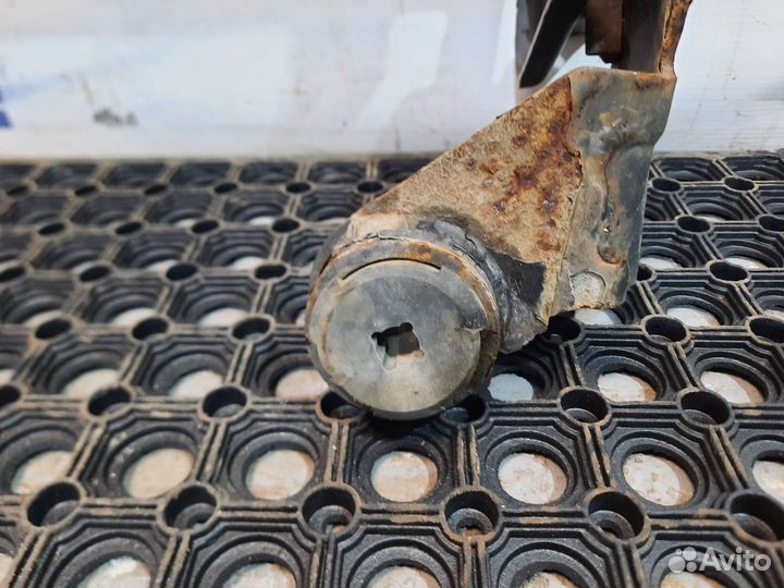 20456963 Подножка обслуживания передняя Volvo FH