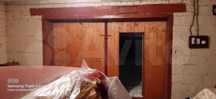 Гараж, > 30 м²