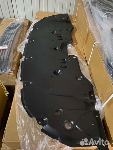 Пыльник на camry 70