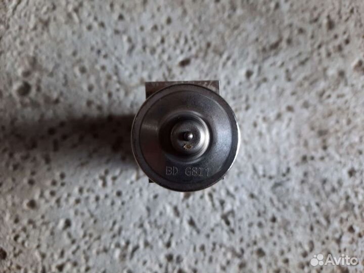 Клапан кондиционера трв Мазда 3