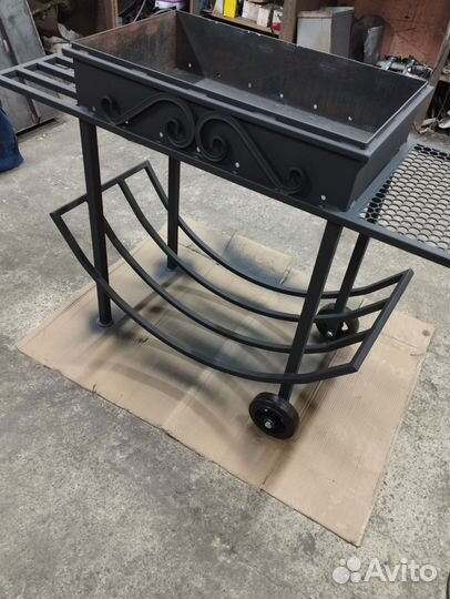 Мангал в наличии