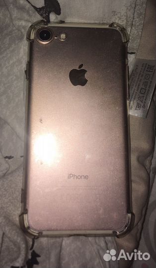 Телефон iPhone 7