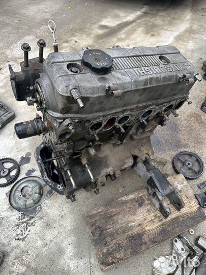 Гбц и блок с поршнями 4g37