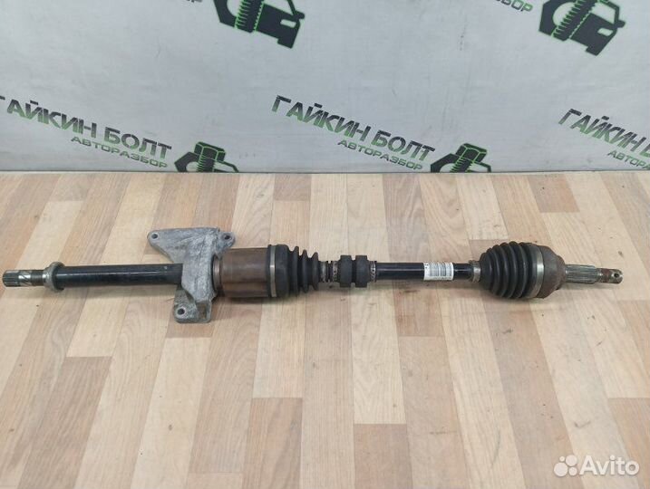Привод передний правый Nissan Qashqai J10 HR16DE