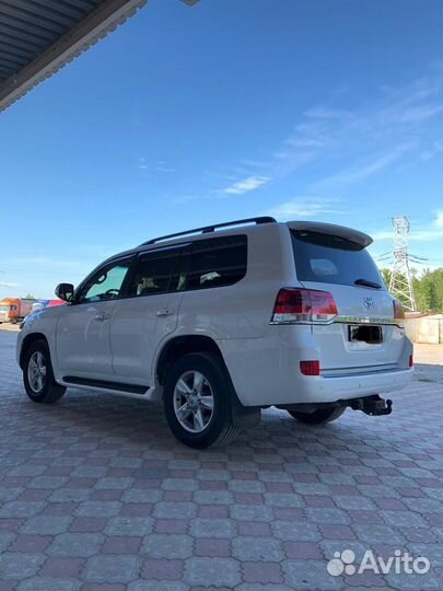 Комплект рестайлинга Тойота Ланд Крузер 200 2016