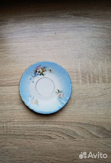 Фарфоровое блюдце 19 век 11 см ручная роспись