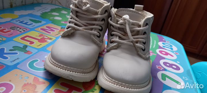Ботинки демисезонные для девочки 22 размер