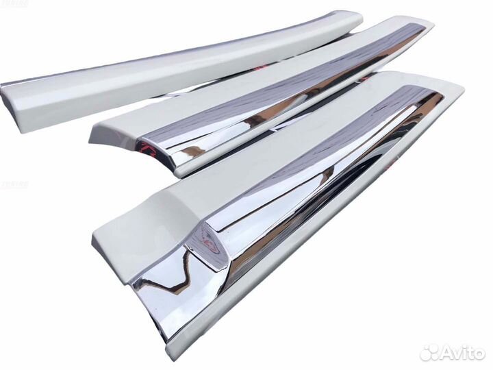 Молдинги дверей Toyota Land Cruiser 200 A3543