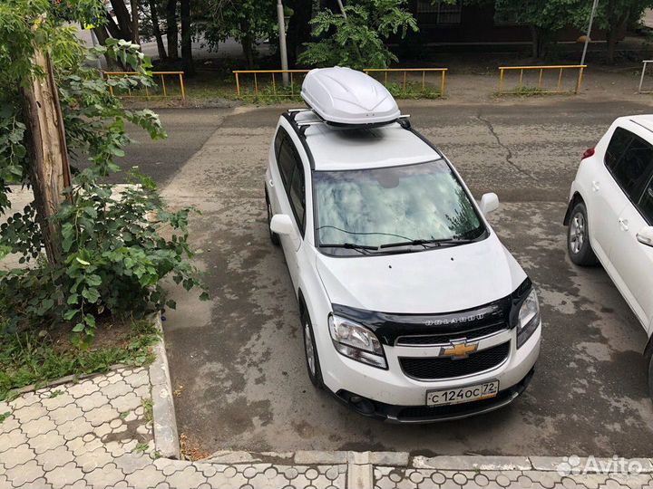 Автобокс багажник на крышу Chevrolet Orlando белый
