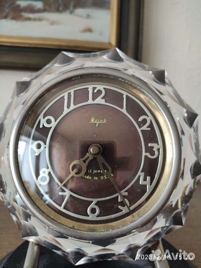 Часы настольные в хрустале Маяк. СССР. На ходу