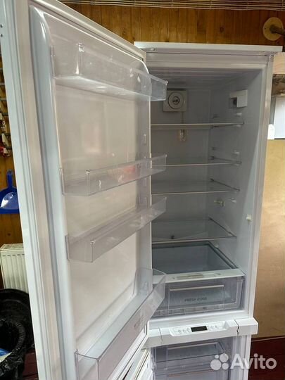 Холодильник Ariston BCB 33 A F (RU) на запчасти