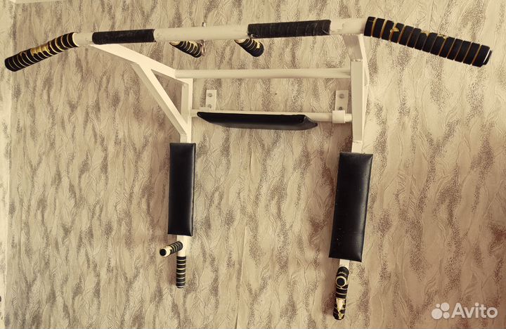 Турник настенный 3 в 1 бу