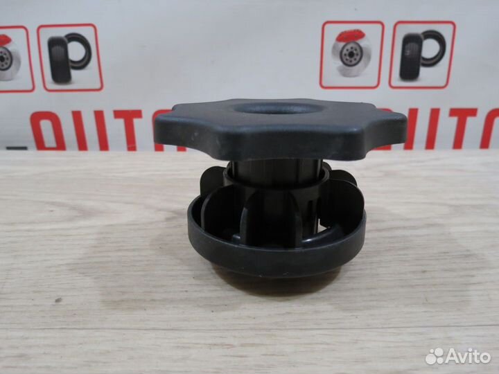 Крепление запасного колеса Audi A7