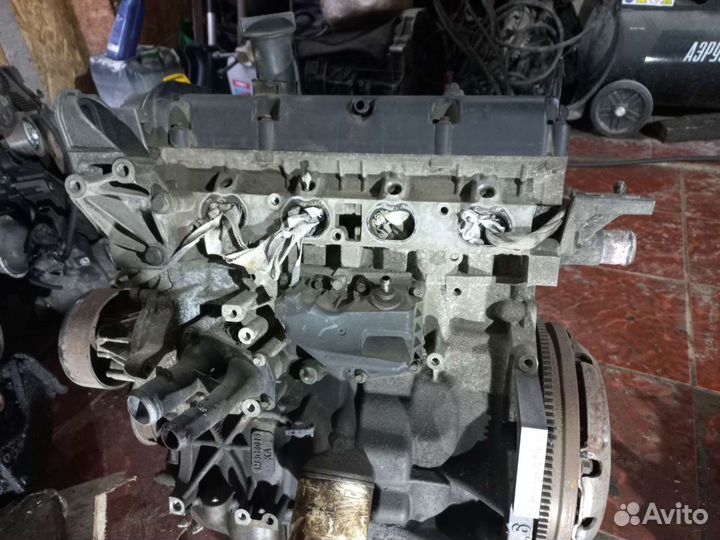 Продам двигатель форд 1.6