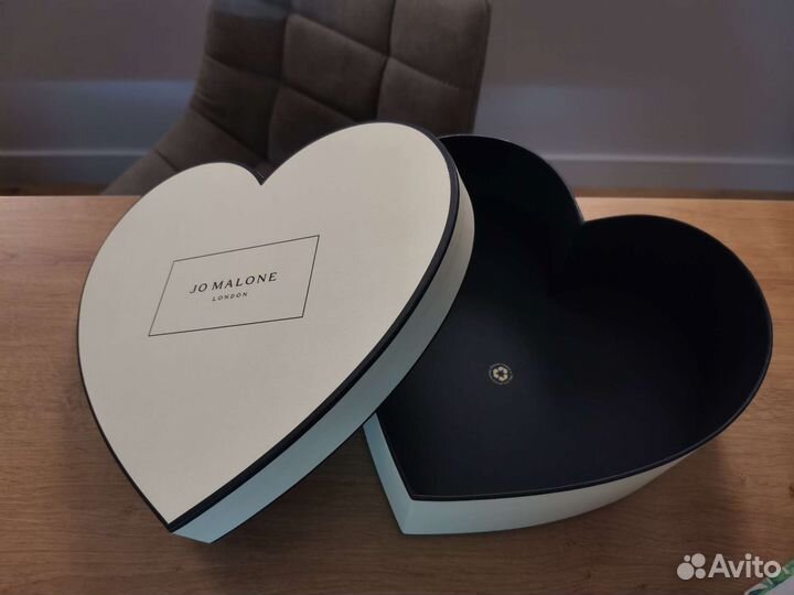 Коробка подарочная в форме сердца Jo Malone