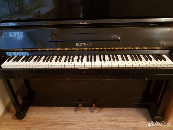 Акустическое пианино Blüthner