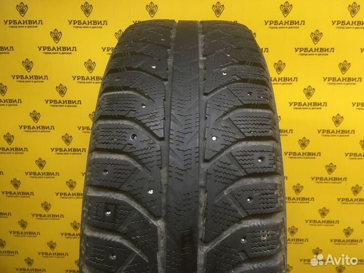 Bridgestone Ice Cruiser 7000 215/60 R17 96H
