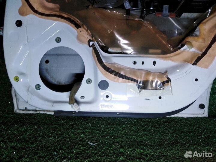 Дверь задняя правая Toyota Corona AT190
