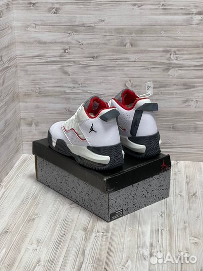 Мужские зимние кроссовки Nike Air Jordan