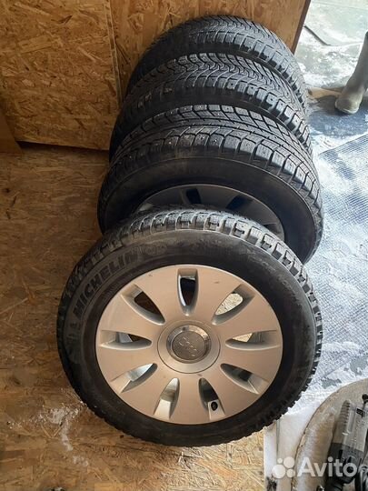 Michelin Agilis X-Ice North 205/60 R16