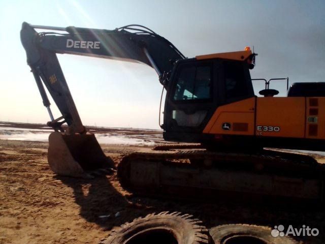 Гусеничный экскаватор John Deere 330 LC, 2019