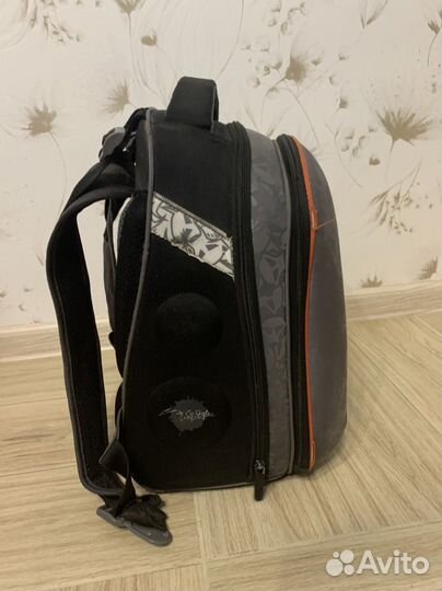 Рюкзак школьный