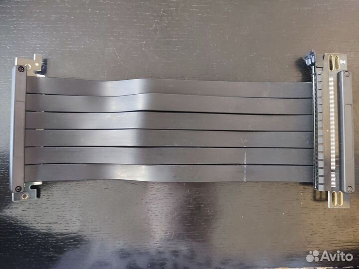 Кабель-удлинитель PCI Express,гибкий,чёрного цвета