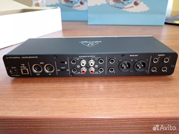Внешняя звуковая карта UMC404hd Behringer новая