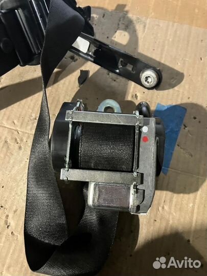 Ремень безопасности передний R Maserati Levante