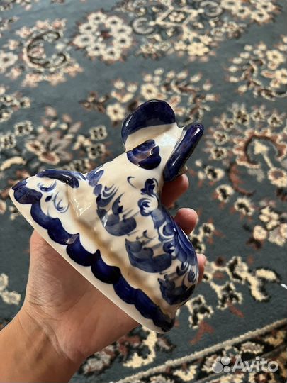 Статуэткабаран и бык оригинальный гжель
