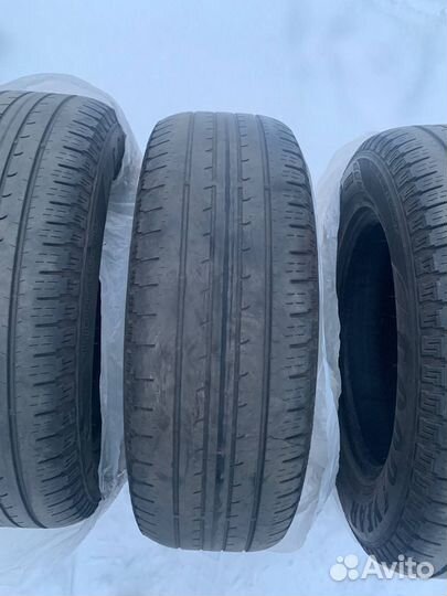 Goodyear EfficientGrip SUV 4x4 215/70 R16 100H