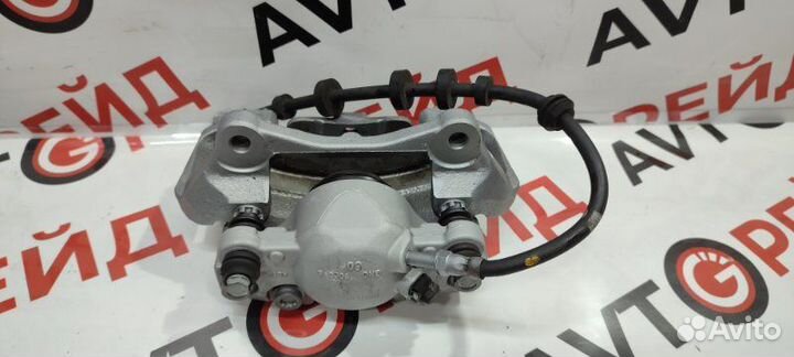 Суппорт тормозной передний правый Audi Q5 8R cdnc