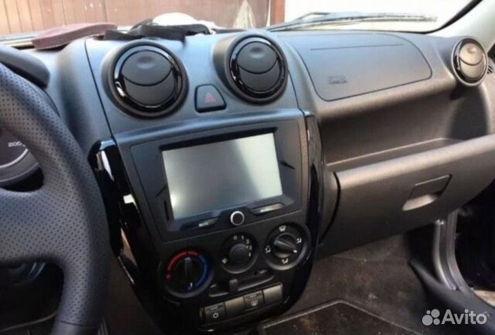 Консоль LADA (Ваз) Приора 1дин и 2дин