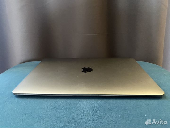 Apple MacBook air 13 2020 m1