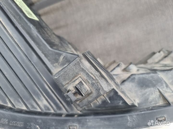 Фара правая Solaris 2 оригинал 92102H5500