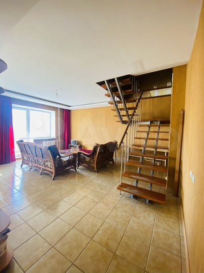 3-к. квартира, 104,5 м², 5/6 эт.