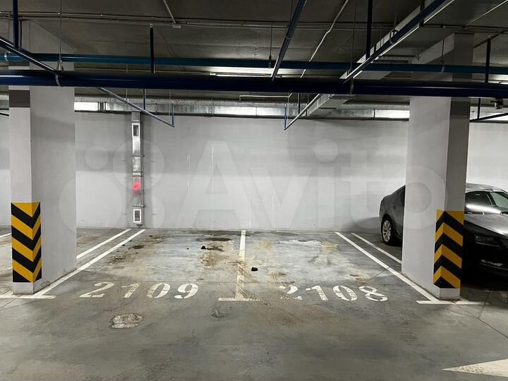 Машиноместо, 13 м²