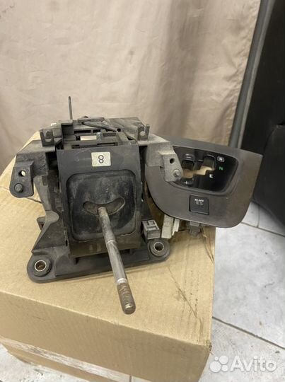 Селектор кпп аурис/королла робот