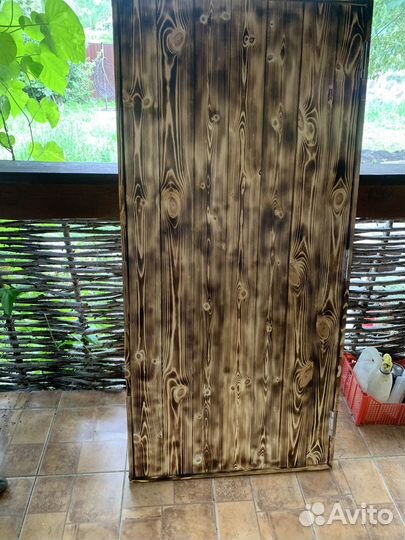 Дверь входная деревянная с коробкой