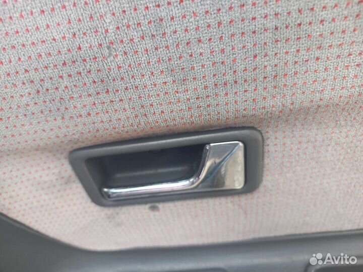 Ручка задней правой двери внутренняя mazda 626 GD