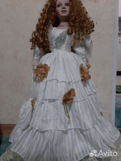Кукла фарфоровая коллекционная большая