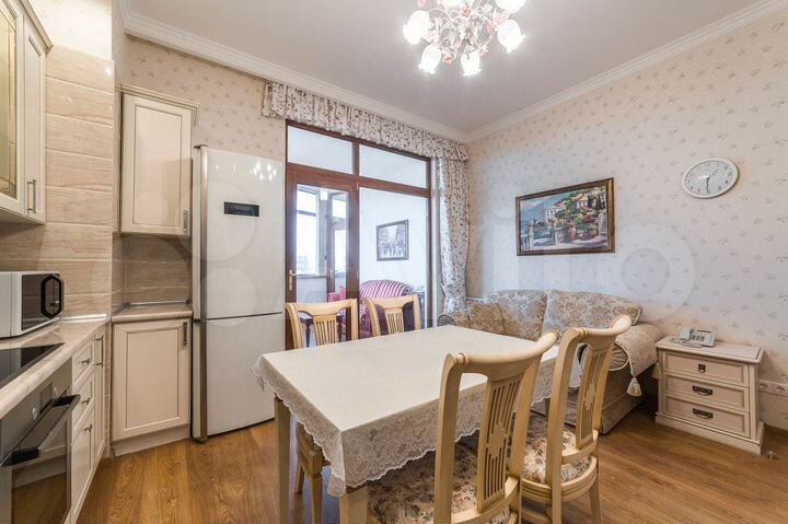 4-к. квартира, 109 м², 17/22 эт.