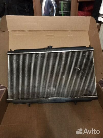 Радиатор охлаждения PA66-GF30 nissan primera p12
