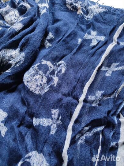 Пашмина-шарф с черепами