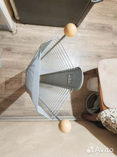 Стойка для dvd дисков