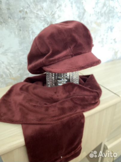 Шапки и шарфы женские