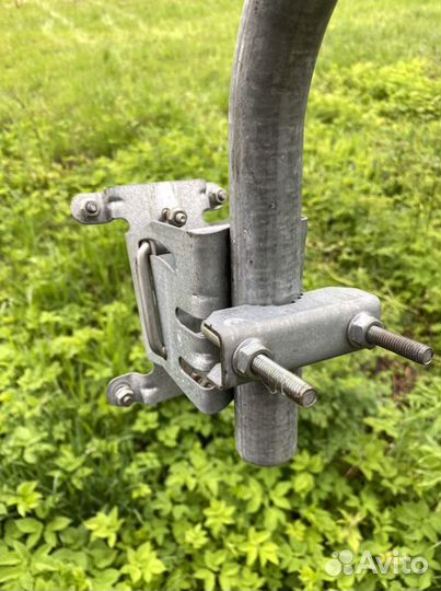 Кронштейн для спутниковой тарелки