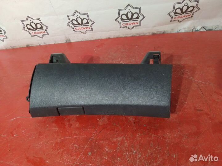 Бардачок Toyota Corolla E150