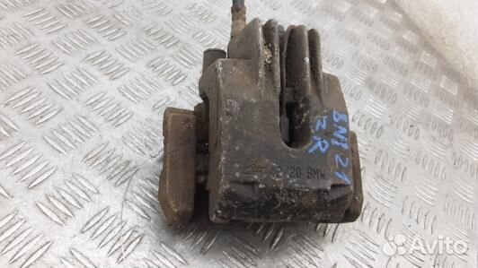 Суппорт тормозной задний правый BMW 5 E60/E61 (8NI