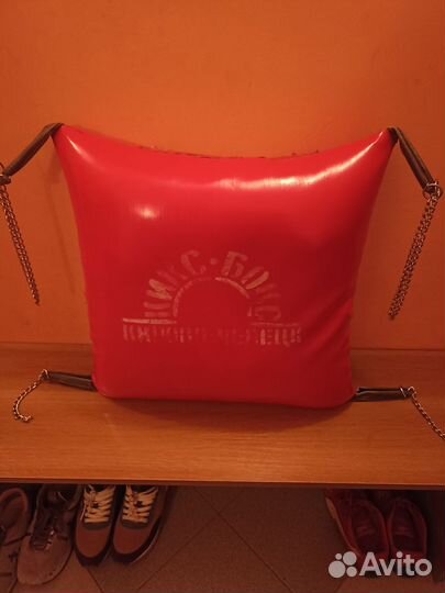 Ударная подушка(груша боксёрская на стену)